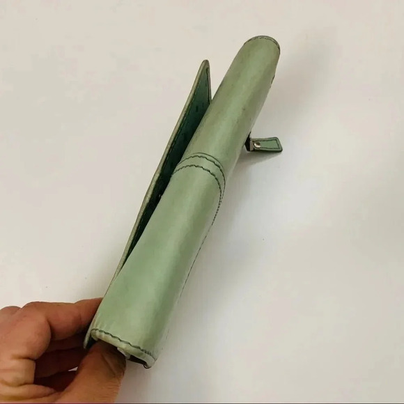 Fossil Maddox Mint Wallet - Picture 6 of 6